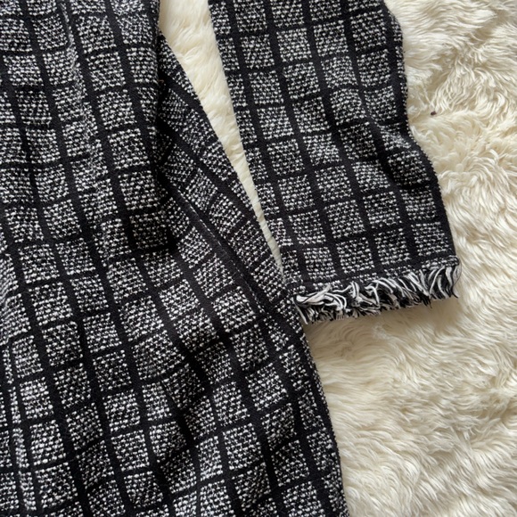 Zara Black and Gray Jacket - Picture 2 of 10